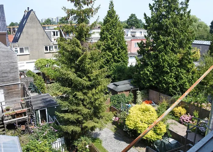 Sleep Amsterdam Diemerbrug